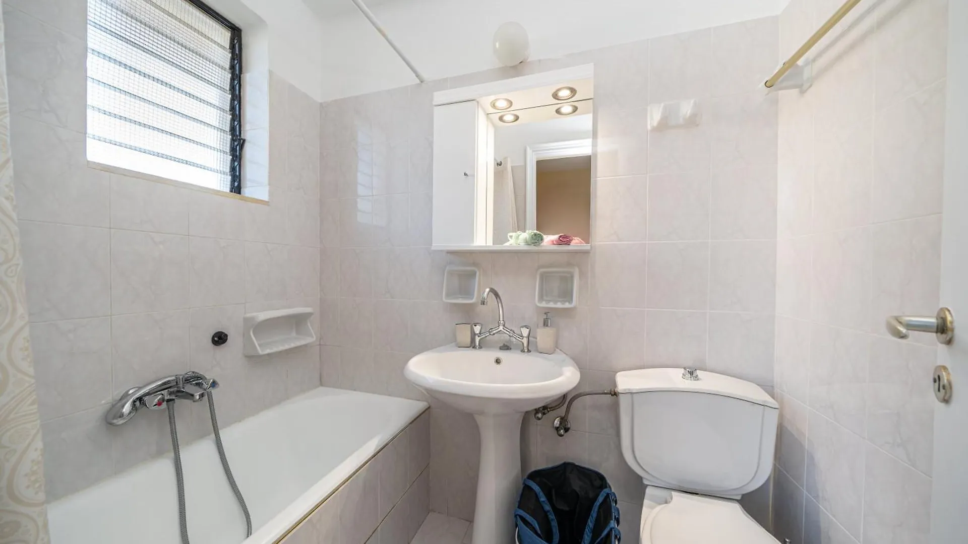 Sea Salt Apartments Sami